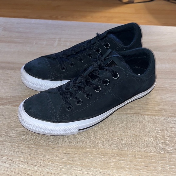 Converse Shoes - Black canvas converse shoes size 8